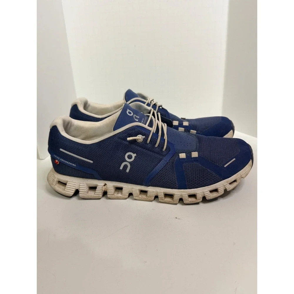 On Cloud Running Shoes Navy Blue White Women W10 59.98901 Swiss Engineering